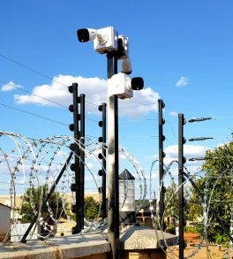 WhatsApp Image 2025-10-27 at 21.55.08_ab4b15b1